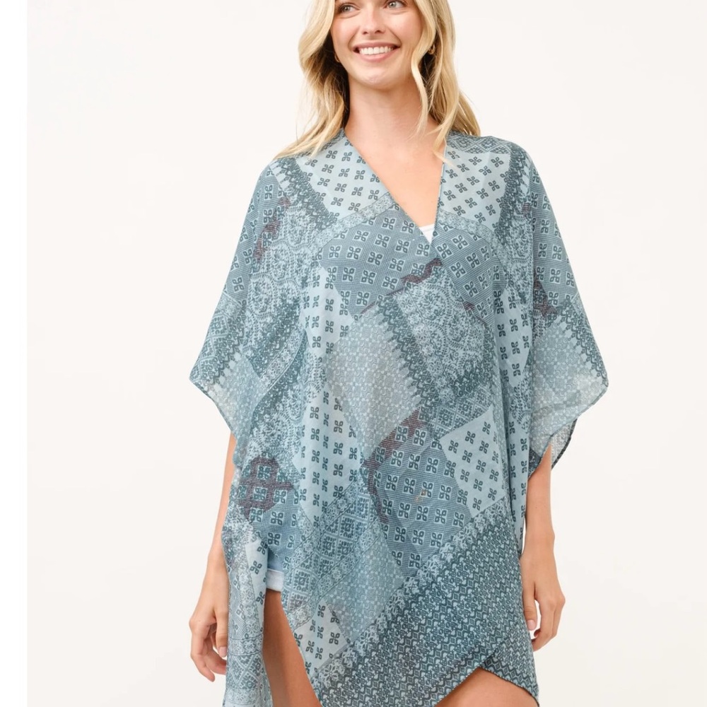 RAJ Elegant Blue Patterned Women's Kimono